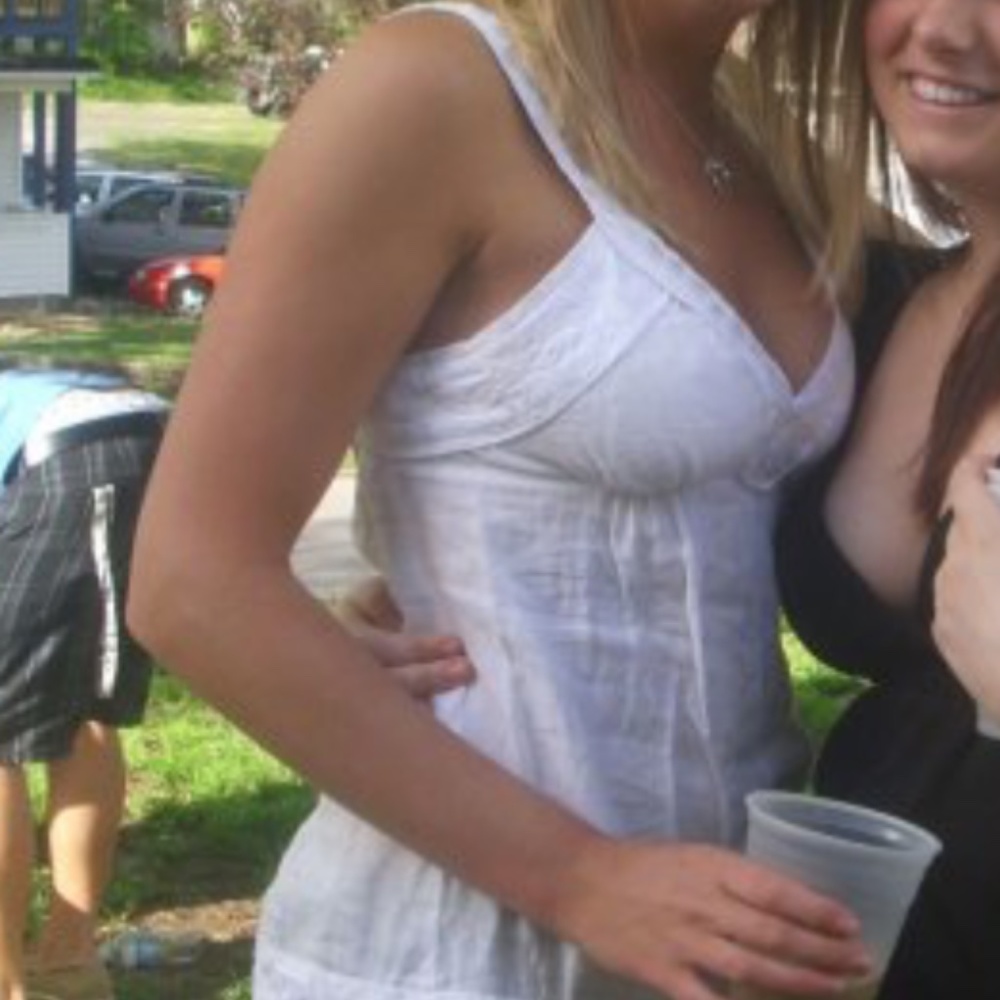 Guess Linen tank
